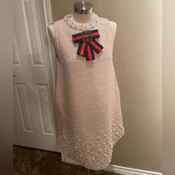 Dress - Picture 7 of 9